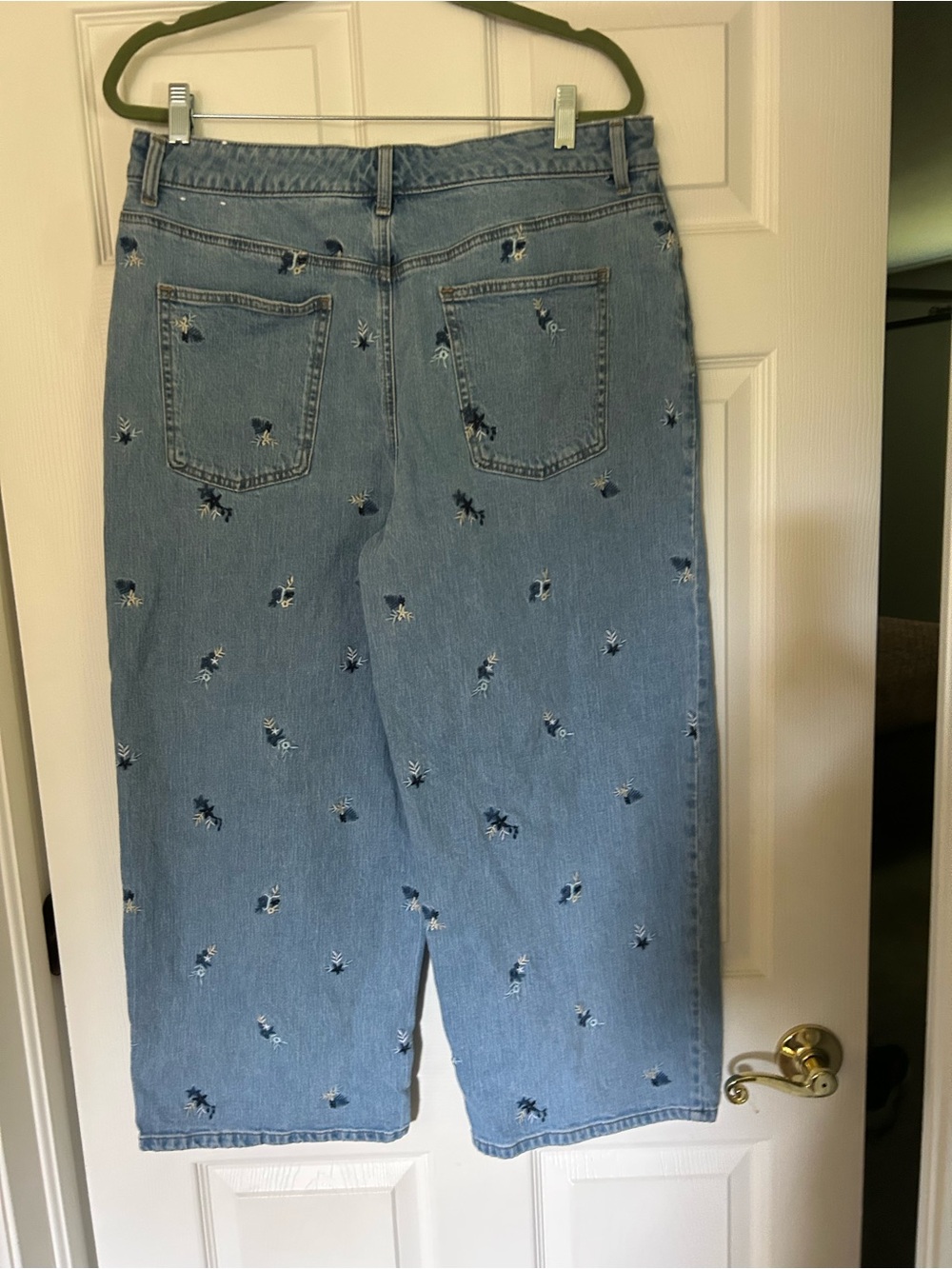Talbots Light Blue Straight-Leg Jeans with Subtle Embroidery - Picture 3 of 11